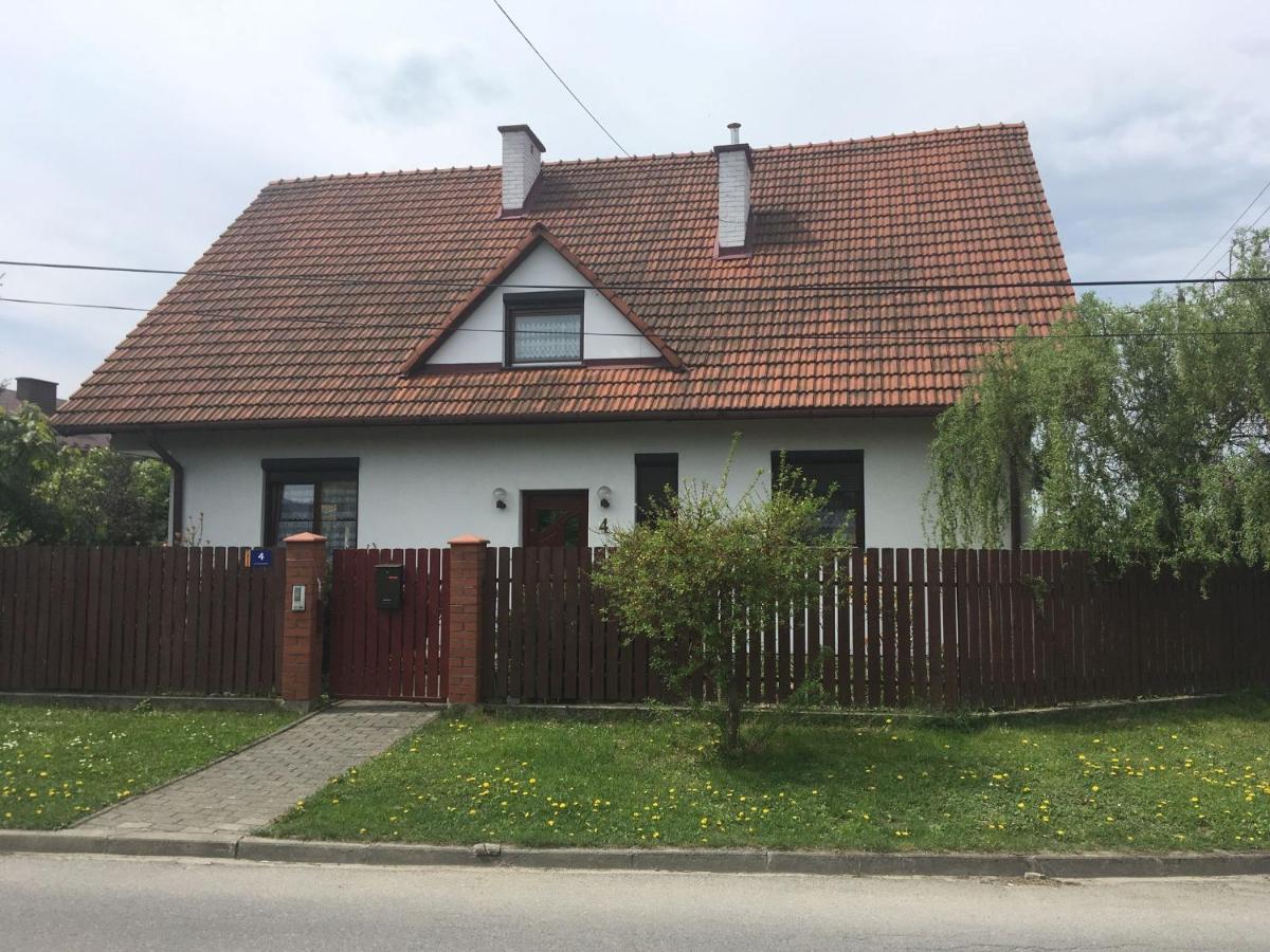 Holiday Home In Dobczyce Lesser With Terrace Zewnętrze zdjęcie